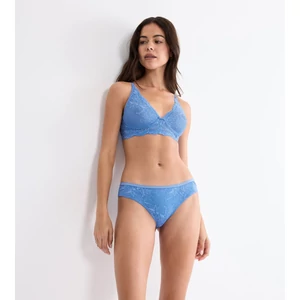Amourette Charm T Brazilian01 csipkés női alsó - világoskék